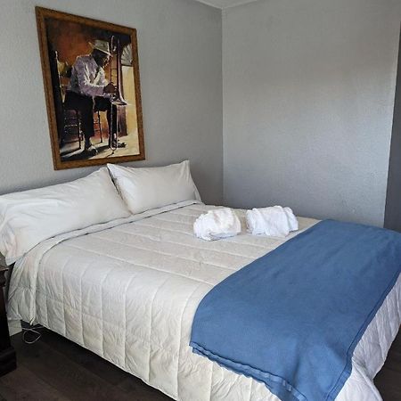 Ingles Motel 亨德森 外观 照片